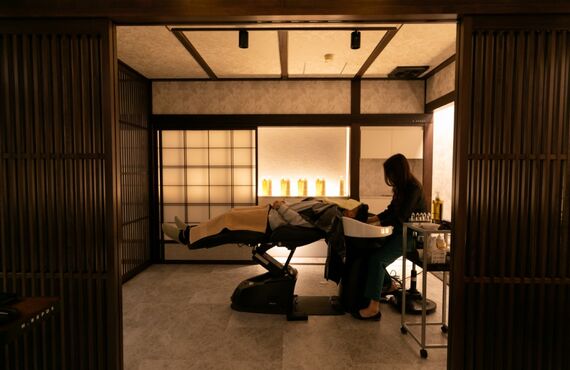 完全個室だから他人を気にせず安心して施術を受けていただけます | 高松市の美容室なら完全個室のH･REPOS